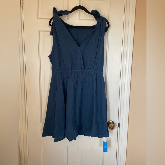 NEW CUPSHE Tie Strap V-Neck Cotton Sleeveless Straps Casual Mini Dress Size XL - Picture 1 of 10